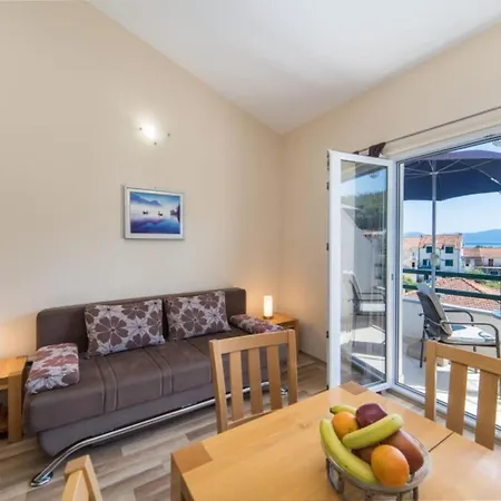 Nmn - With Balcony 2 * Drvenik (Split-Dalmatia)